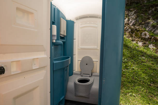 Best Luxury portable toilet rental  in Punta Rassa, FL